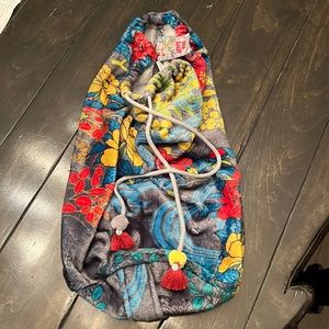 Johnny Was Cozy Fleece Drawstring Blanket Travel Bag (Does Not Include B…